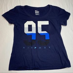 Nike Air Max 95 T-shirt Size Womens Large